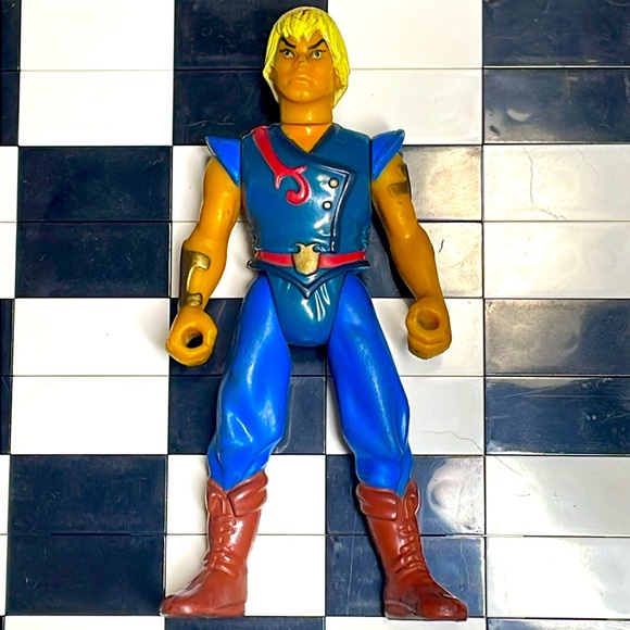 The Pirates of Dark Waters :  REN - Picture 3 of 5